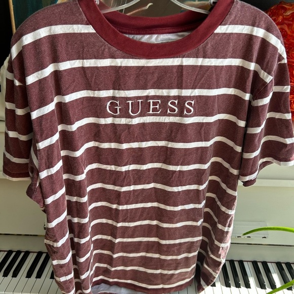 Vintage Guess LA burgundy and white Striped T-shirt - Picture 15 of 16